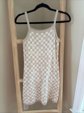 abercrombie kids Beige and White Checkerboard Knit Dress